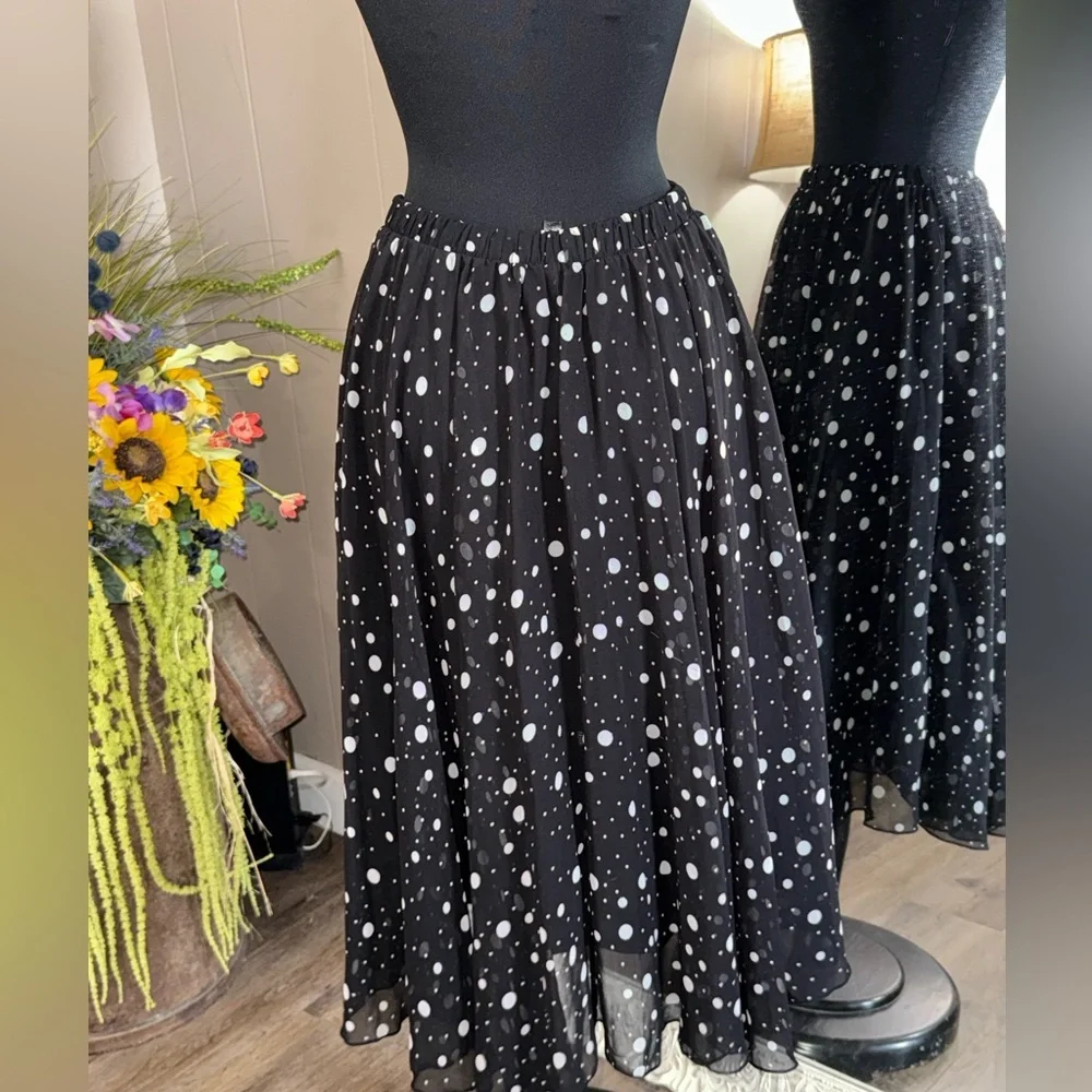 LAPIS • Polka Dot Twirl Skirt - Picture 9 of 10